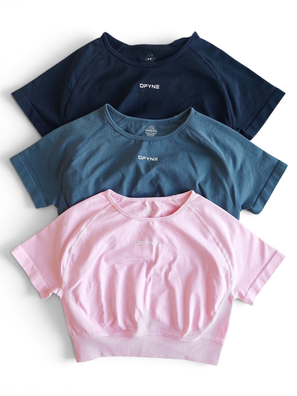 DFYNE 3in1 Women's M Bundle Set Crop Tee Short Sleeve Top T-Shirt Athletic Wear